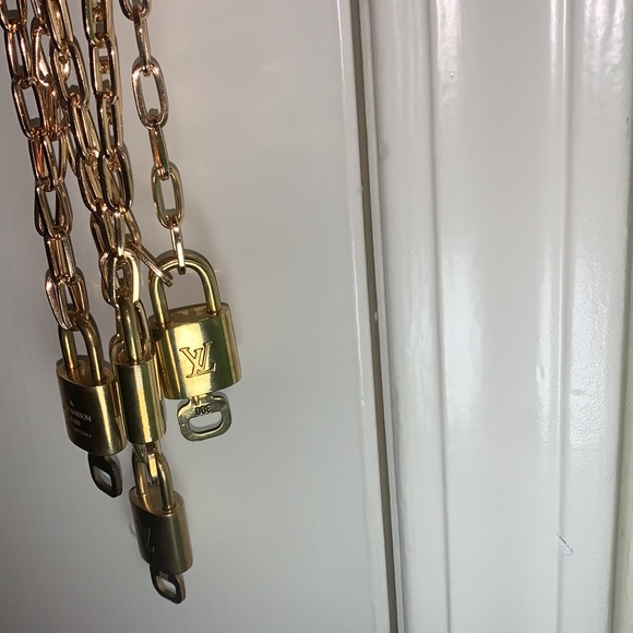 Louis Vuitton Lock & Key Necklace - Picture 7 of 7